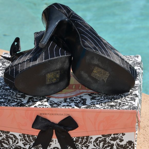 COPY - BORDELLO PINSTRIPE PUMPS - Picture 3 of 4